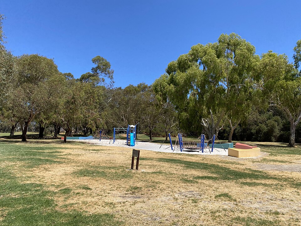 Trees and park lawn near the Herdsman Lake wetland