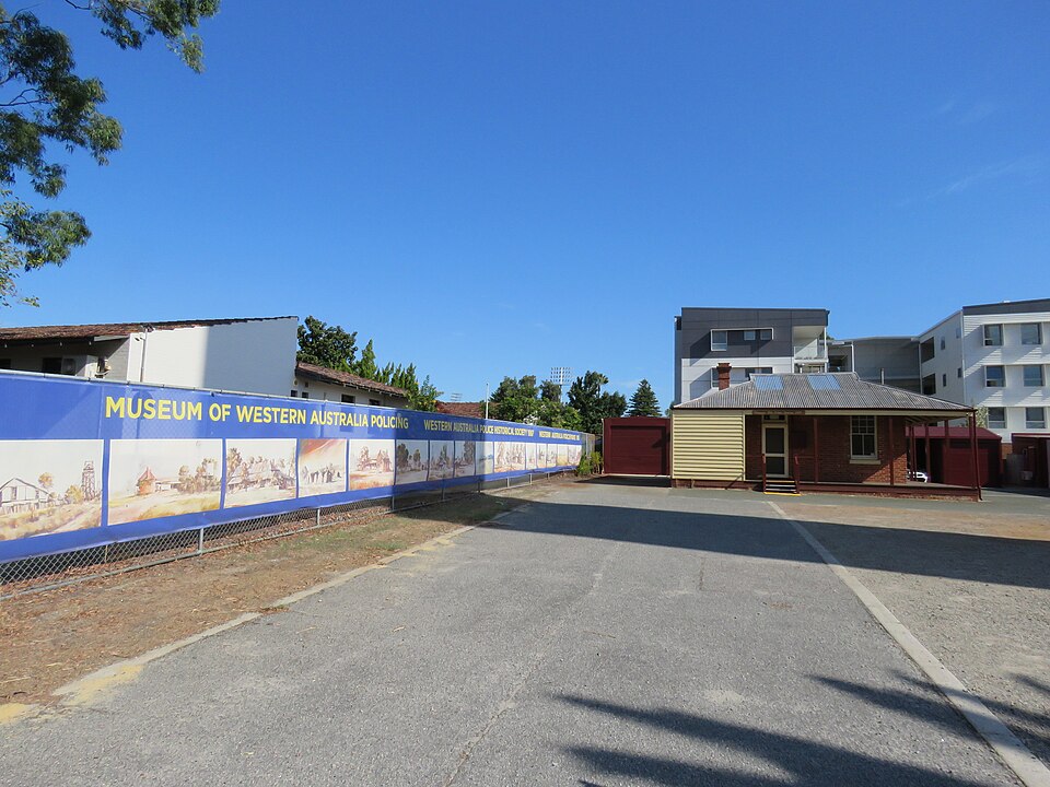Historic brick Highgate Hill Police Station and quarters.
